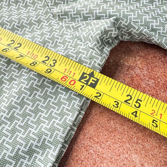 Hickey Freeman Golf Polo XL Green Geometric All Over Print Performance New $59 - Picture 6 of 8